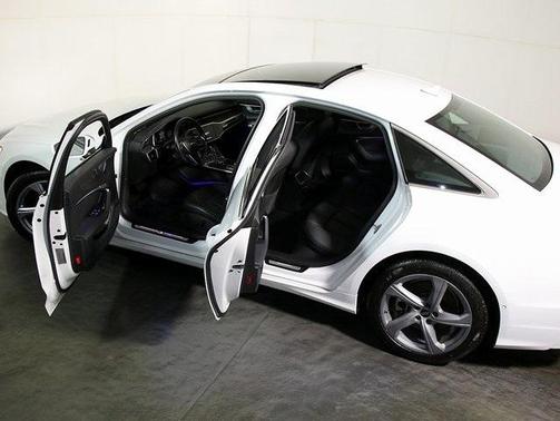 2024 Audi A6 55 Premium Plus