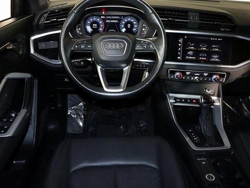 2022 Audi Q3 40 Premium