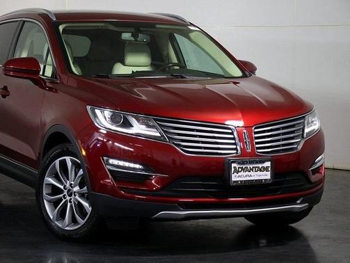 2015 Lincoln MKC Base