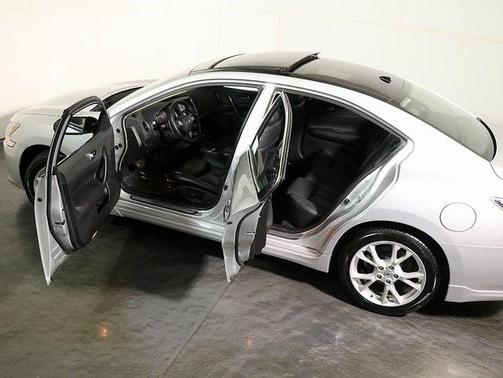 2014 Nissan Maxima SV