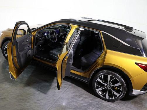 Tiger Eye Pearl 2024 Acura ZDX TYPE S