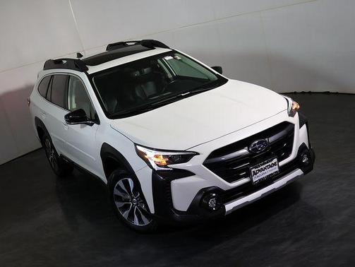 Crystal White Pearl 2025 Subaru Outback Limited