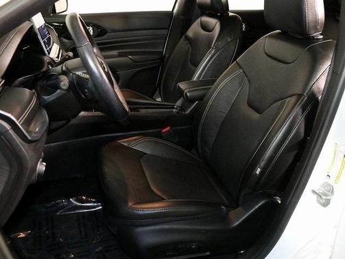 2022 Jeep Compass Altitude