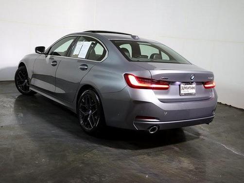 2025 BMW 330 i xDrive