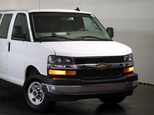 2024 Chevrolet Express 2500 Work Van