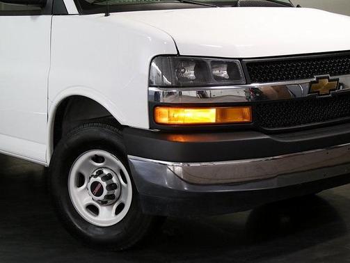 2024 Chevrolet Express 2500 Work Van
