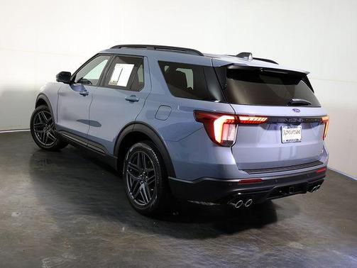 Vapor Blue 2025 Ford Explorer ST