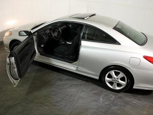 2004 Toyota Camry Solara SE V6