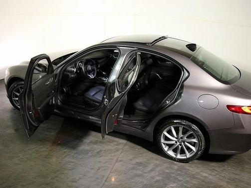 2022 Alfa Romeo Giulia Ti