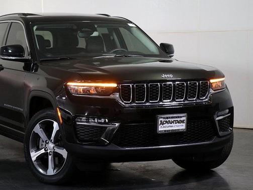 2023 Jeep Grand Cherokee 4xe Base
