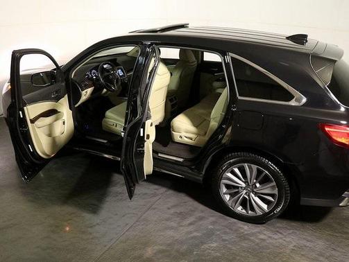 2017 Acura MDX 3.5L w/Technology Package