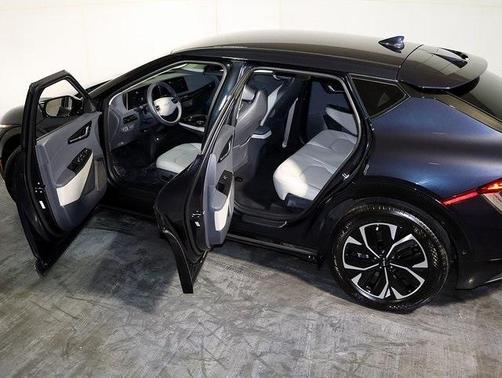 2022 Kia EV6 Wind