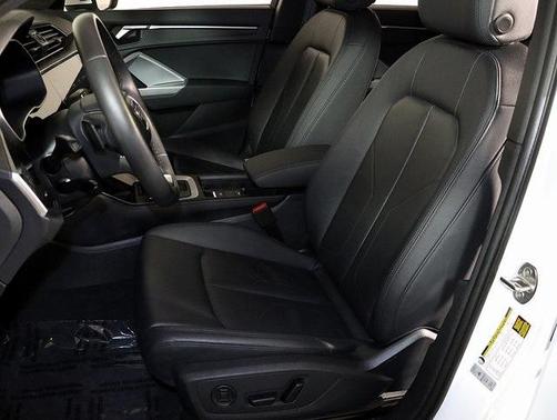 2025 Audi Q3 45 S line Premium