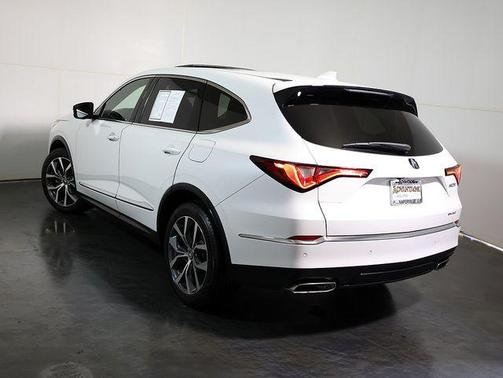 Platinum White Pearl 2024 Acura MDX Technology