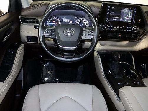 2020 Toyota Highlander Hybrid XLE