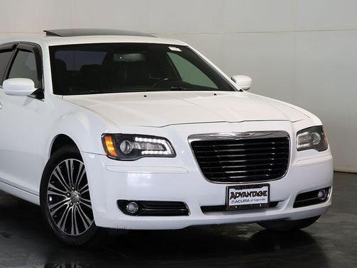 Bright White Clearcoat 2013 Chrysler 300 S