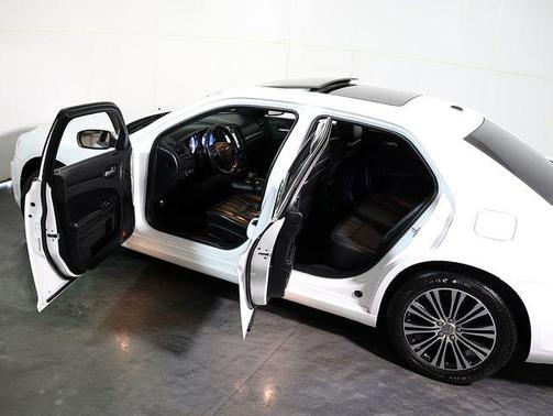 Bright White Clearcoat 2013 Chrysler 300 S