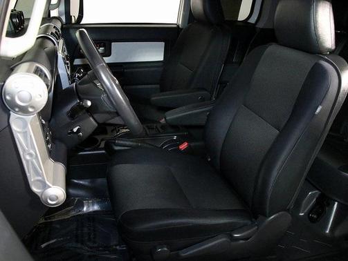 2014 Toyota FJ Cruiser Base