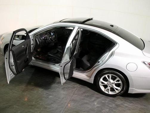 2014 Nissan Maxima SV