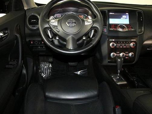 2014 Nissan Maxima SV