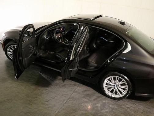 2024 BMW 330 i xDrive