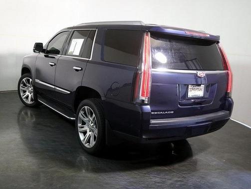 2020 Cadillac Escalade Luxury