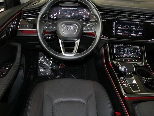 2023 Audi Q8 55 Premium Plus
