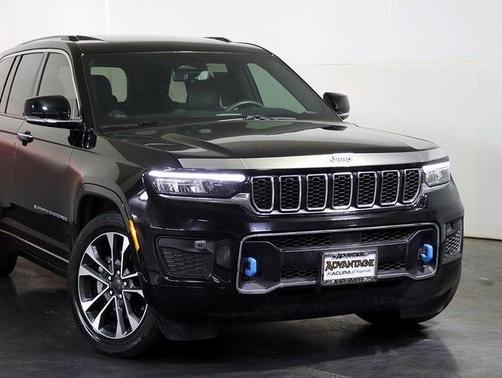 2022 Jeep Grand Cherokee 4xe Overland