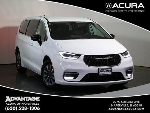 2024 Chrysler Pacifica Hybrid Select