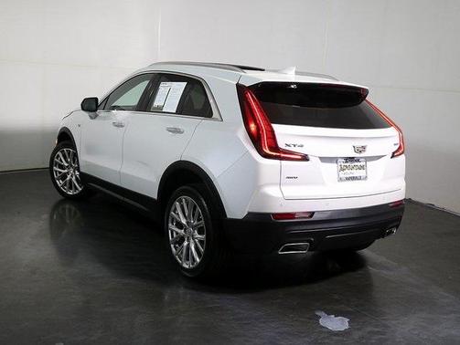 2022 Cadillac XT4 Luxury