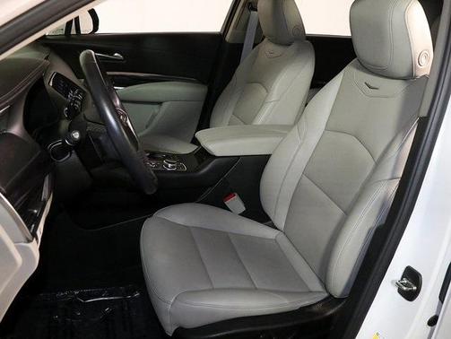 2022 Cadillac XT4 Luxury