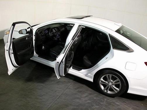 2018 Hyundai SONATA Limited