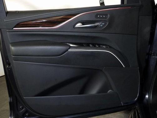 2023 Cadillac Escalade ESV Premium Luxury