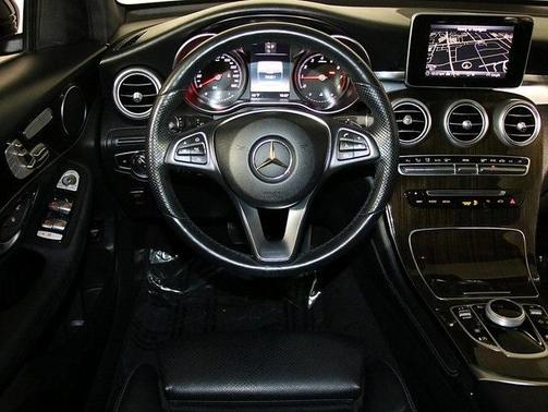 2018 Mercedes-Benz GLC 300 Base 4MATIC