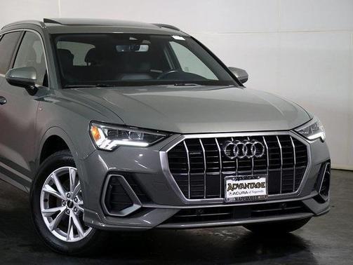2024 Audi Q3 45 S line Premium