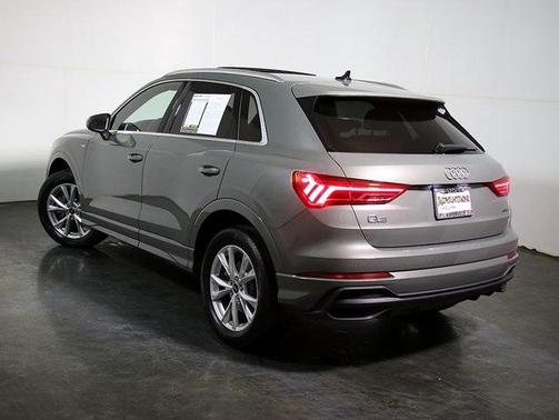 2024 Audi Q3 45 S line Premium