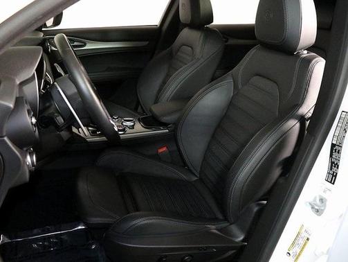 2024 Alfa Romeo Stelvio Veloce