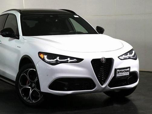 2024 Alfa Romeo Stelvio Veloce