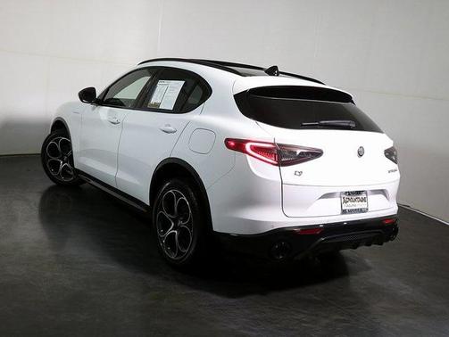 2024 Alfa Romeo Stelvio Veloce