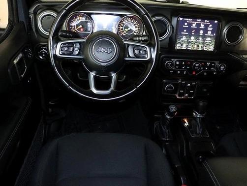 2021 Jeep Gladiator Overland