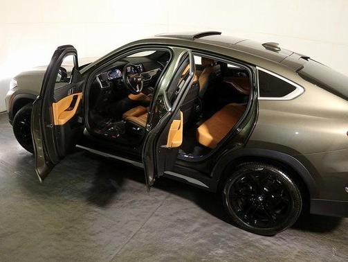 2022 BMW X6 xDrive40i