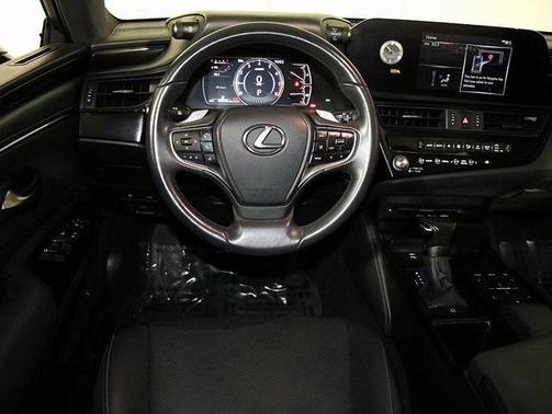 2022 Lexus ES 350 Base