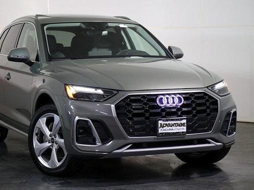 2024 Audi Q5 45 S line quattro Premium