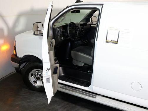 Summit White 2024 GMC Savana 2500 Work Van