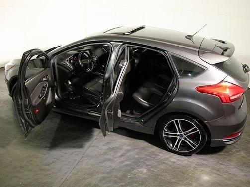 2016 Ford Focus ST Base
