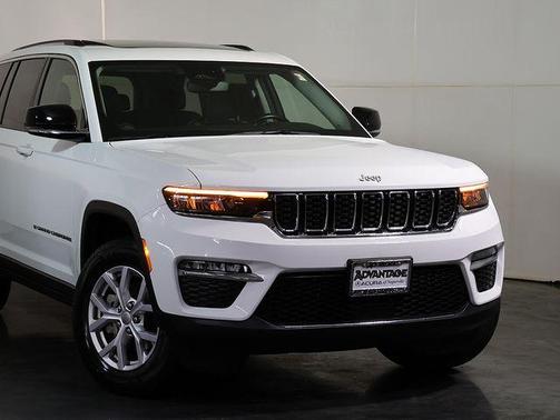 Bright White Clearcoat 2022 Jeep Grand Cherokee Limited