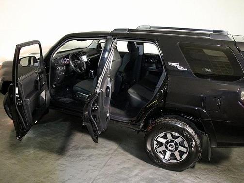 2024 Toyota 4Runner TRD Off Road