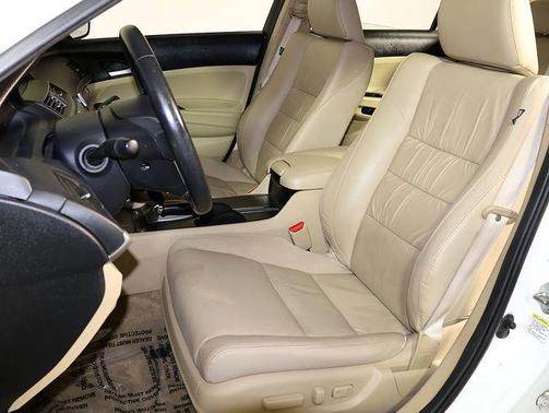 White Orchid Pearl 2012 Honda Accord SE