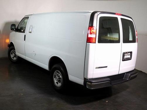 2024 Chevrolet Express 2500 Work Van