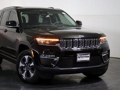 2022 Jeep Grand Cherokee 4xe Base